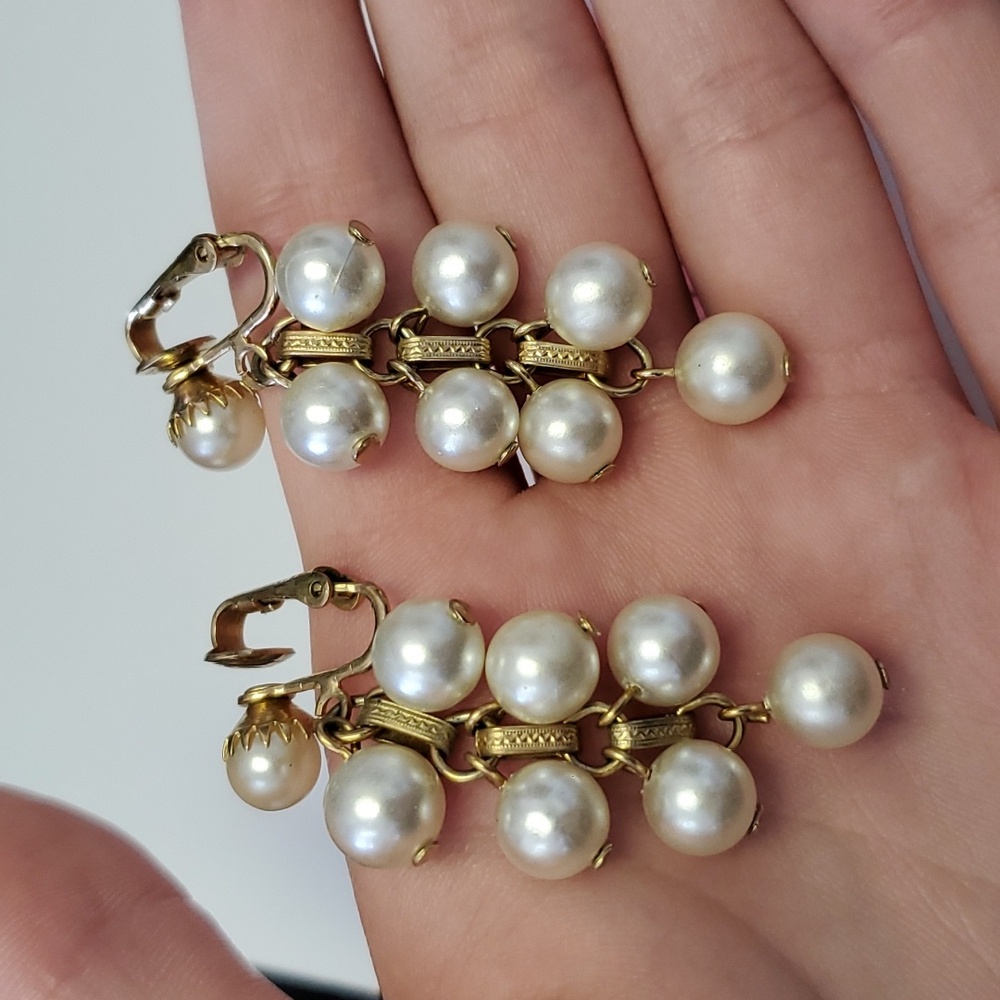 Vintage clip on costume earrings by Sarah Coventry - Picture 3 of 5